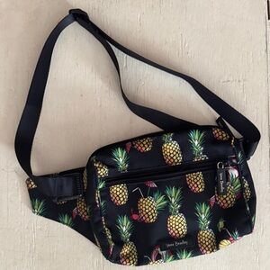 Vera Bradley Lighten Up Toucan Party Navy Pineapple Belt Bag